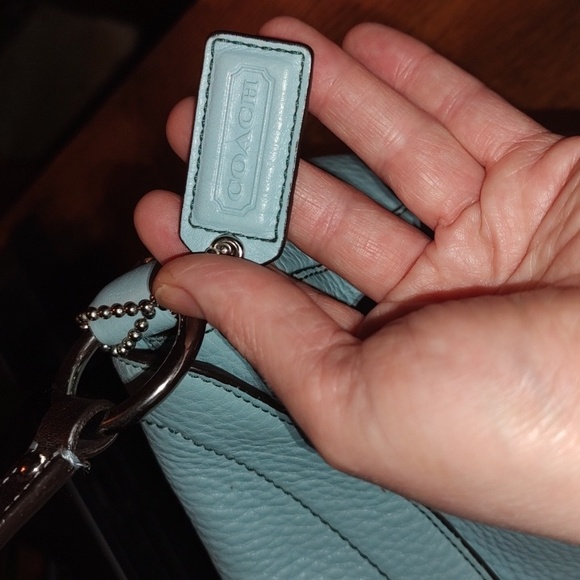 Coach Chelsea Vintage Turnlock Shoulderbag 8A39. Light Blue Full-grain Leather. - Picture 3 of 16